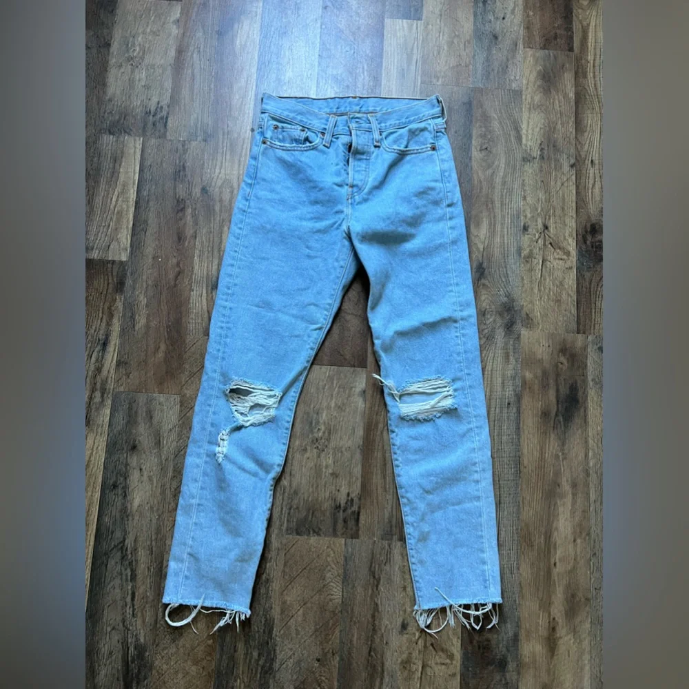 {Levi Jeans} - Picture 1 of 4